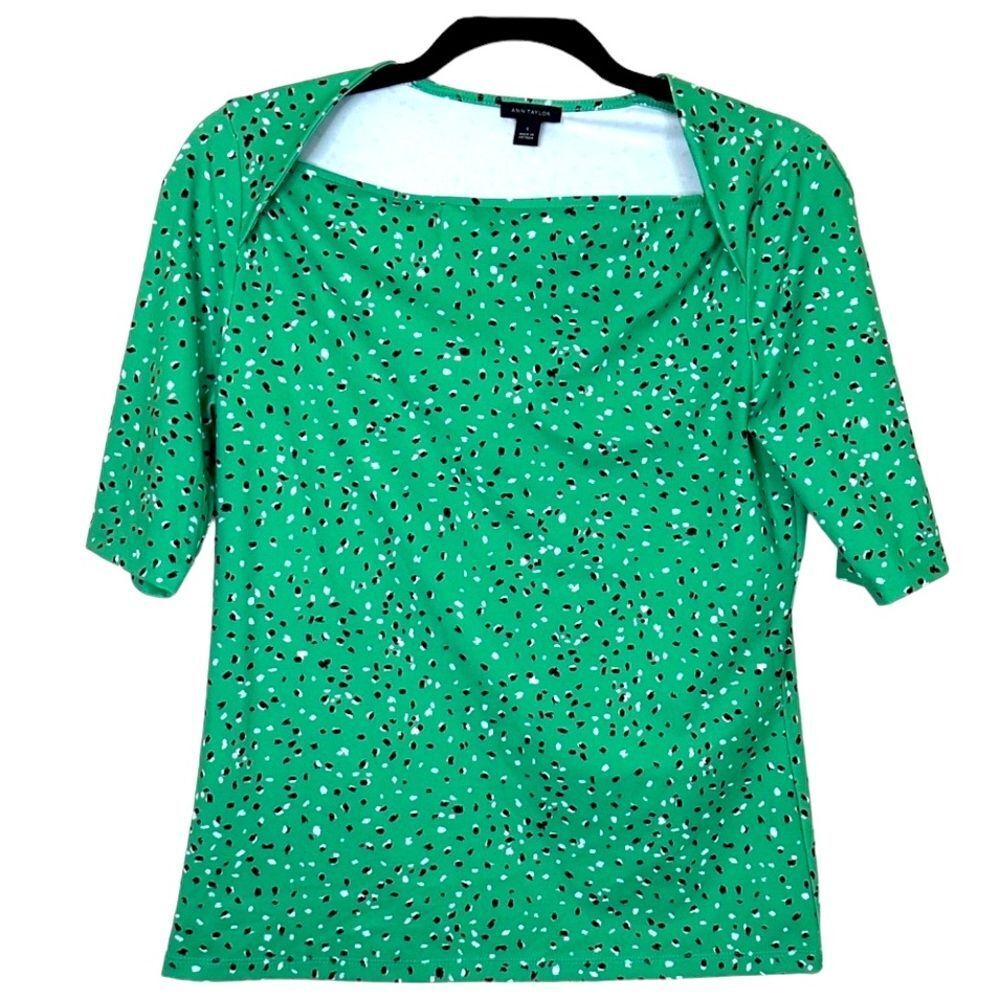 Ann Taylor Jersey type material top. Size: Small